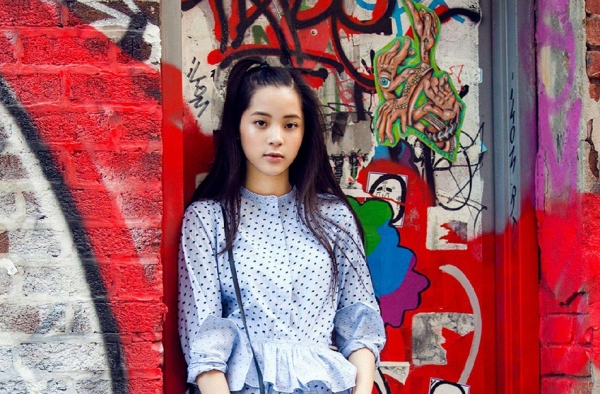 曝欧阳娜娜择偶条件 原来娜比4岁就有男友了