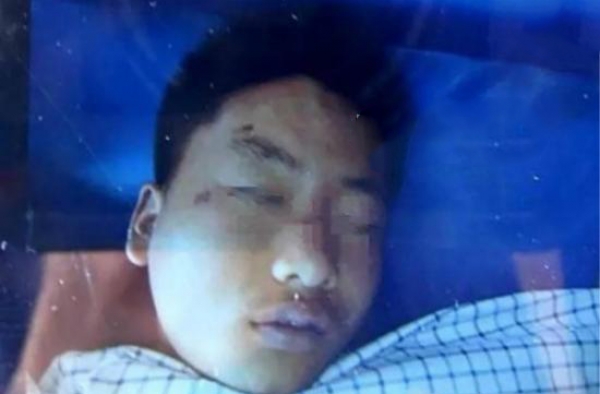 母亲联手情夫杀死15岁儿子 只因与情夫通奸被撞见