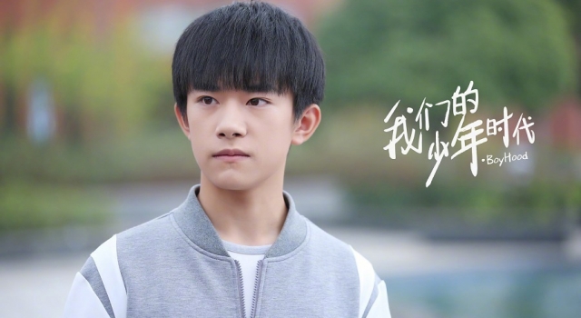 易烊千玺《少年时代》哭戏获赞 未借位挨打笑答没事