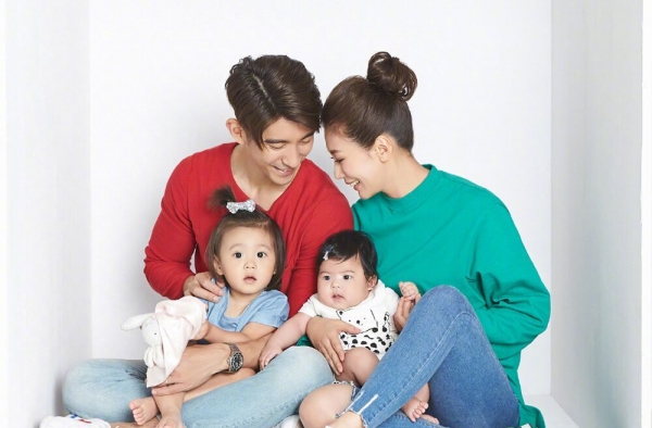 修杰楷否认贾静雯怀四宝 自嘲咘咘是个综艺咖