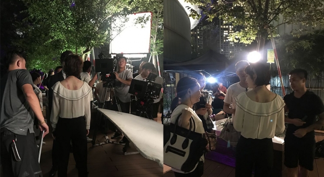 景甜火王路透照惹网友心疼 美背出现伤痕疑似刮痧