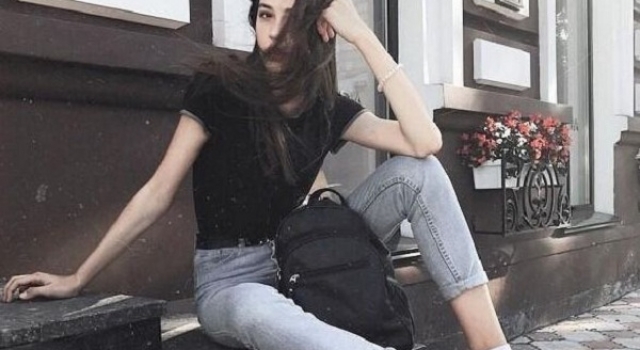 女模特走秀时死亡怎么回事 连续工作13小时劳累不支