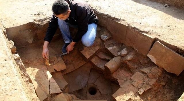陕西发现2300年前王家浴室 陶砖地漏设施一样都不少