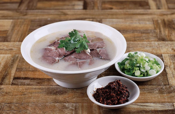 冬季来碗羊肉汤滋补养颜 羊肉汤怎么做