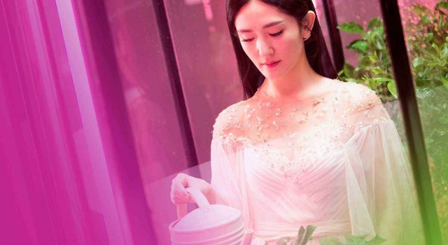 孕妈谢娜宅家做手工或赞赏 网友直呼娜姐可以再开副业