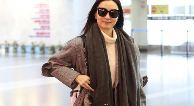 陶虹女儿罕见露面 演员的诞生让我们看到了陶虹的演技
