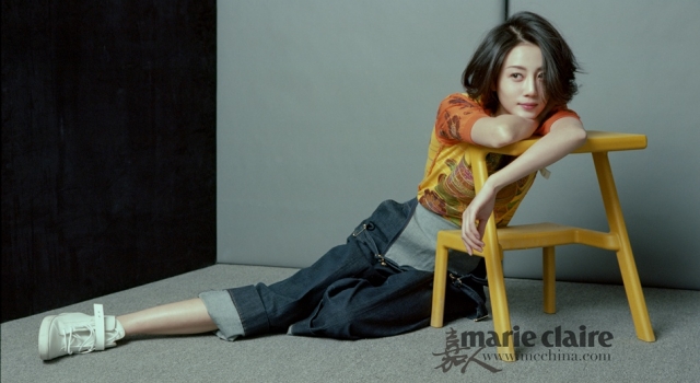 李溪芮杂志大片尽显身材 不仅甜美还相当的帅气