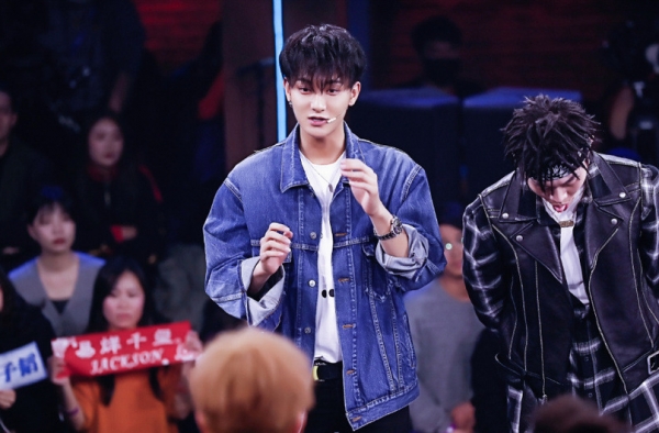 韩庚罗志祥心念黄子韬演唱会 黄子韬称别再给我挖坑了