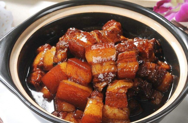红烧肉怎么做好吃不腻 这个方法你要学