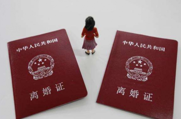 高考后夫妻扎堆离婚 网友：孩子复读要复婚吗？