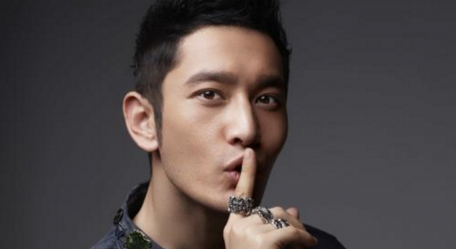黄晓明深夜看球赛 竟深夜“放毒”？网友：祝你胖三斤