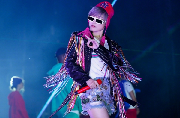 李宇春被问女生什么时候最美 她的回答很优秀啊!