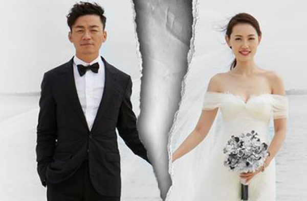 马蓉的好友发美女图片 暗指宝强女友不是“原装的”