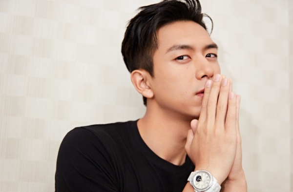李现电动车是什么梗 明星骑共享电动车就是过气和穷了吗