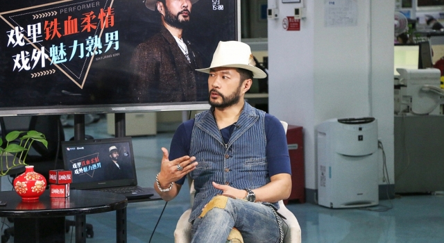 谭凯补过的都说好 网友：这下大家都知道你补过裤裆了