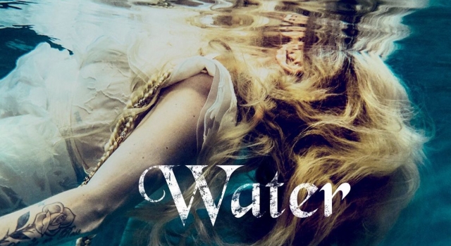 艾薇儿新歌《Head Above Water》上线啦 中英文完整歌词抢先看