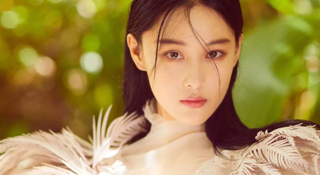 张馨予婚后综艺，演技不佳仍获网友赞赏
