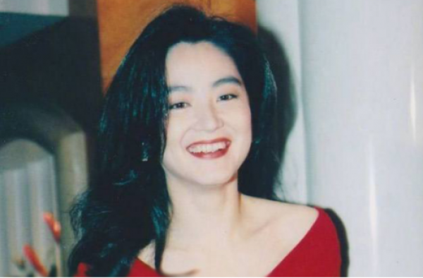 林青霞被曝离婚怎么回事? 一代女神竟被绿?