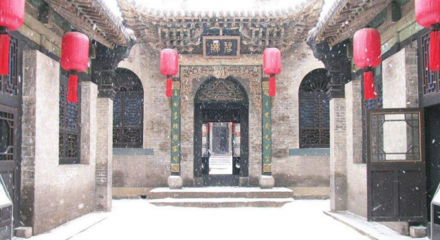 古建筑中的青砖绿瓦 为什么建房子不用红砖用青砖？