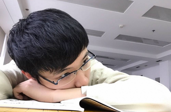 连笑发博回应空姐 实力演绎一脸懵逼！连笑最爱竟是他？