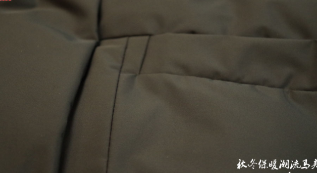 怎样把马甲穿出时尚范儿 冬季马甲羽绒服穿搭方法