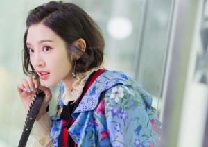 �̵����������Ů�� ����Ȼ����ߺ���