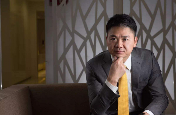 刘强东第二大股东怎么回事？向马云学习退居二线？