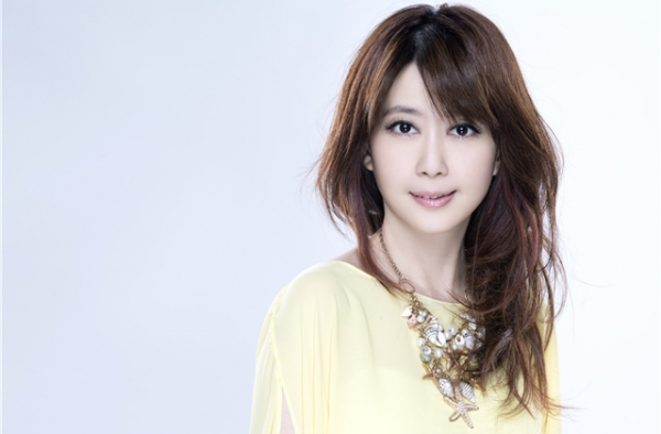 孟庭苇离婚真相，儿子支持母亲曝出父亲真面目
