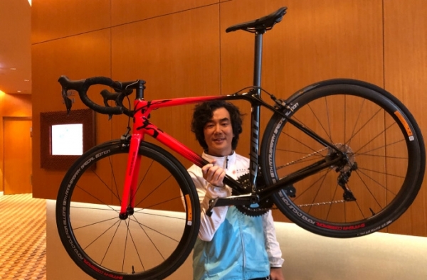 中国版小李子暴瘦 谈及原因无可奈何不知道该说什么！