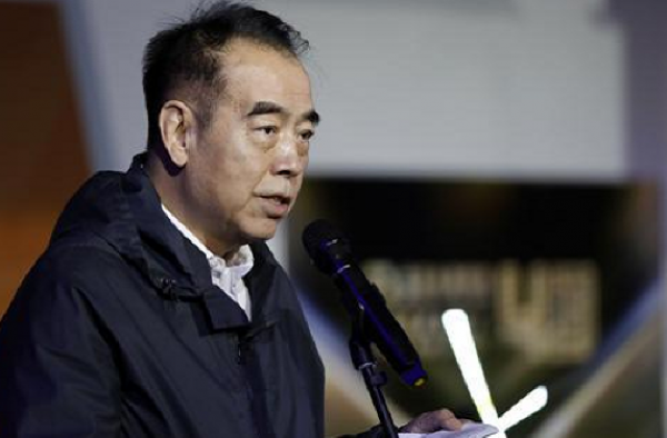 陈凯歌拒绝道歉 到底是无辜中枪 还是有意影射邱路光？