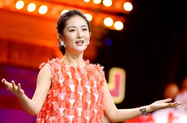 谢娜 尬 是网友尬黑现场？还是谢娜太过尴尬？