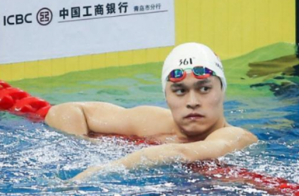 孙杨400自夺冠 带着好友的梦想而战 勇往直前