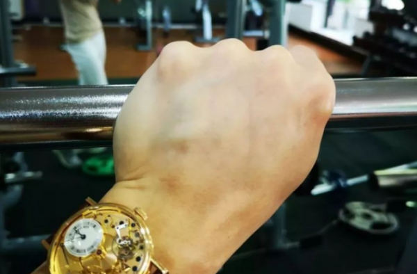 哪些情况下可以买二手表？国人为什么不喜欢二手表！