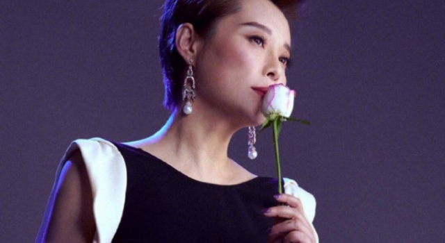 袁立宣布婚讯被骂 袁立为什么被骂？袁立坎坷三婚