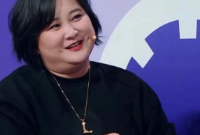 Ӧںɫ 費ױ е㶫