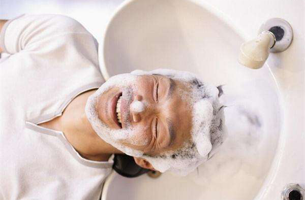 把握六大细节 助你有效缓解头皮出油
