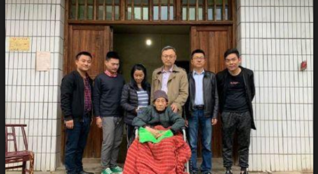 湖南慰安妇受害者 企图扮丑躲避 却终究逃不过