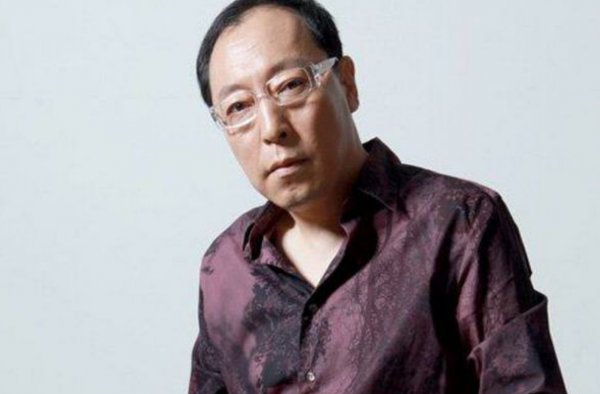 男士如何去除下眼袋 让苏大强成功变身吴彦祖