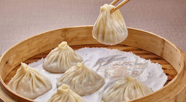 让人流连忘返的味觉享受 美味的灌汤包子你喜欢吃吗？