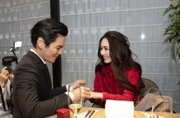 向佐和郭碧婷爸爸对话超逗 向佐五字让岳父不知所措