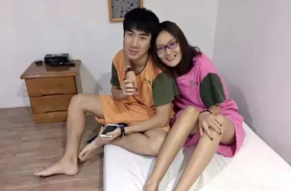 骚男离婚后把所有存款都给妻子了吗？网友表示不信