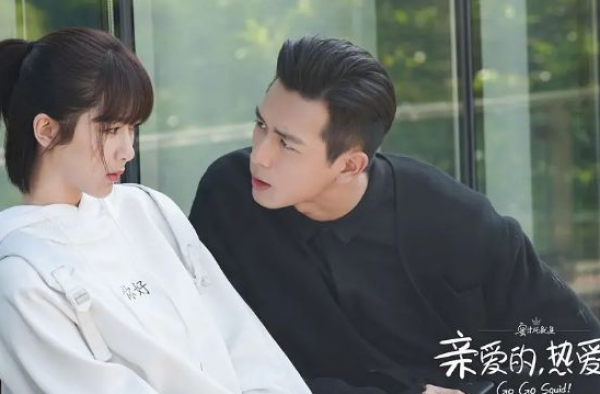 杨紫呼吁不要散播 粉丝自觉抵制 东方卫视默不吭声？