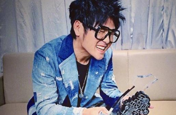 曹格自曝患躁郁症 曹格和吴速玲婚姻生变的原因揭晓