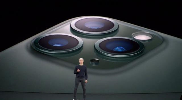 iPhone浴霸三摄 它来了它来了 它带着浴霸向我们走来了