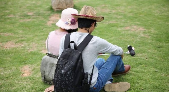 追女孩子的技巧 掌握这五个撩妹原则 妹子主动表白