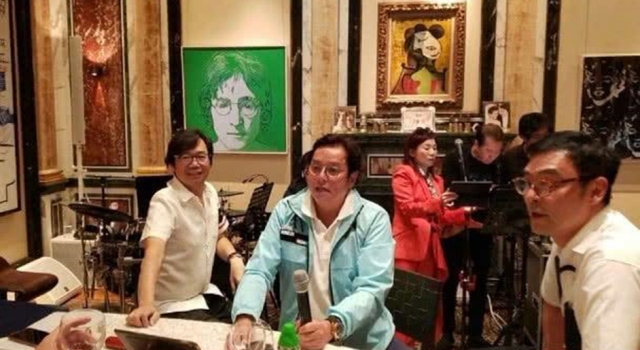 谭咏麟回应被赶 回应餐厅被赶事件 表现非常大气