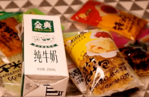 自制牛奶螺蛳粉 绝对不黑暗 食材非常简单