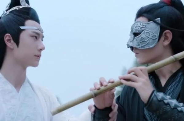 鞠婧祎，会是第二个Angelababy吗？