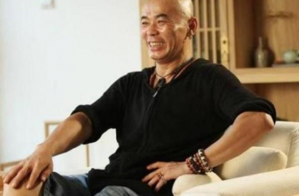 导演借来顶级鱼翅，演员以为是道具，一下子没了80万