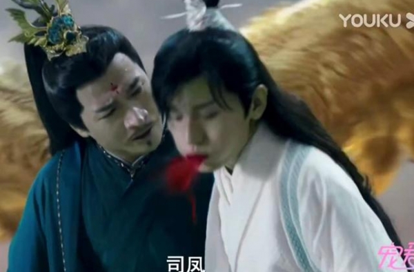 《琉璃美人煞》司凤命悬一线，蓝衣仙女问世，带头大哥道破底线
